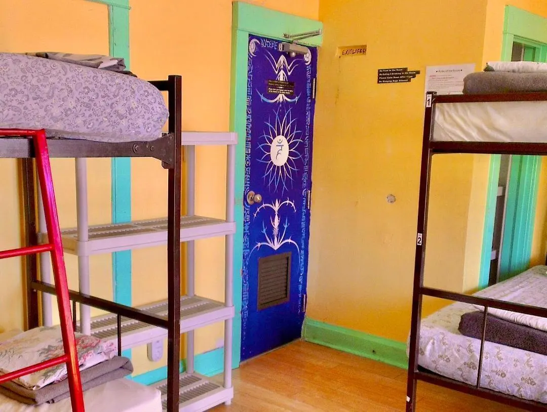 The Only Backpacker'S Inn (Adults Only) Toronto Pensión