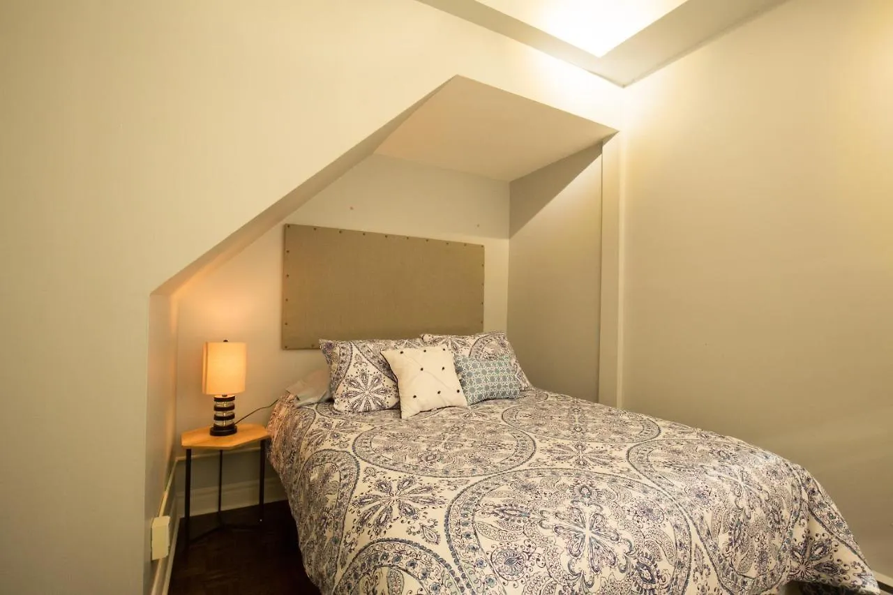 The Only Backpacker'S Inn (Adults Only) Canada